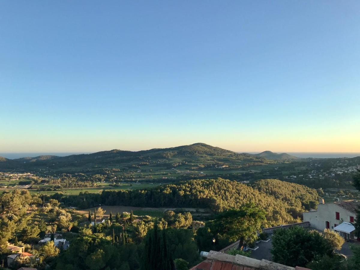 Studio De Charme Avec Grande Terrasse Vue Mer ル・カステレ エクステリア 写真